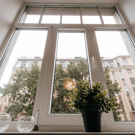 Central Comfort At Hanzas Residence, Stay Near Cafes, Bars, Museums & Esplanade Riga Exterior photo